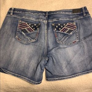 24w plus shorts